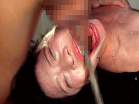 大ゲロ小ゲロ巨根イラマチオ　手加減無さすぎ喉奥破壊スペシャル8時間BEST　サンプル画像09